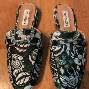 Steve Madden Slides